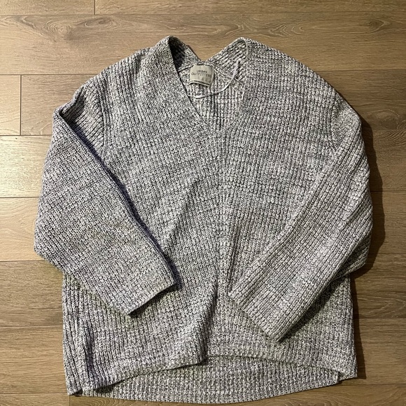 Oversized UO Knit Sweater - Picture 3 of 4